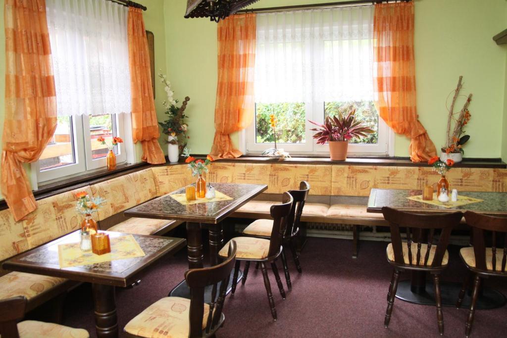 Haus Kehrwieder - Hotel Am Kur-Cafe Bad Suderode Bagian luar foto